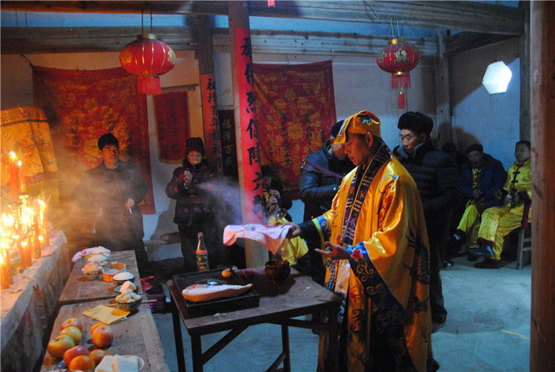 婺源思口鎮(zhèn)西源茶坑村,抬汪公民俗活動(dòng) 婺源思口鎮(zhèn)西源茶坑村,抬汪公民俗活動(dòng)